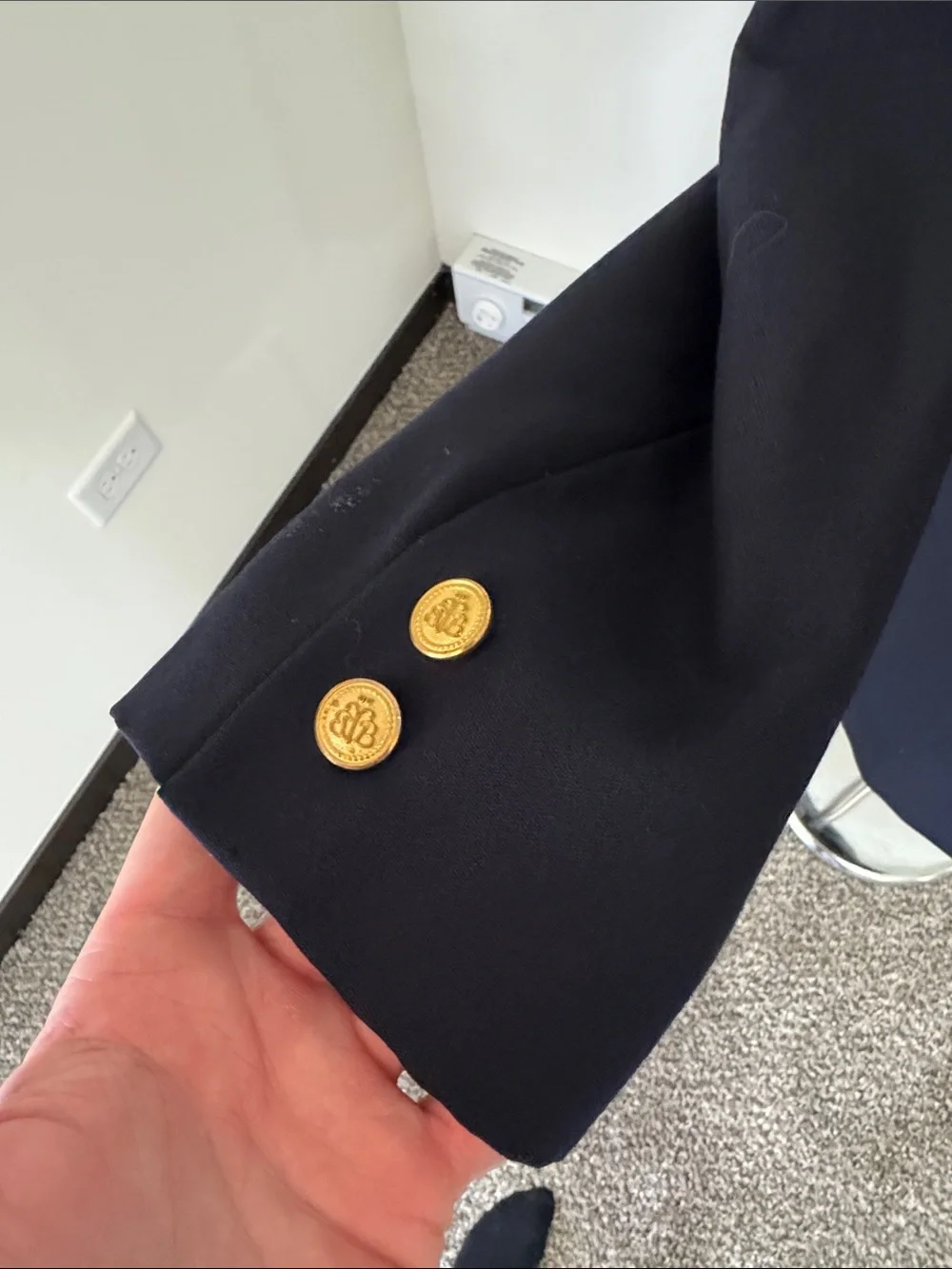 VINTAGE Brooks Brothers mens 43L navy blue solid gold button blazer jacket EUC
